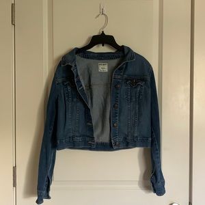 Cropped jean jacket. A great staple piece!